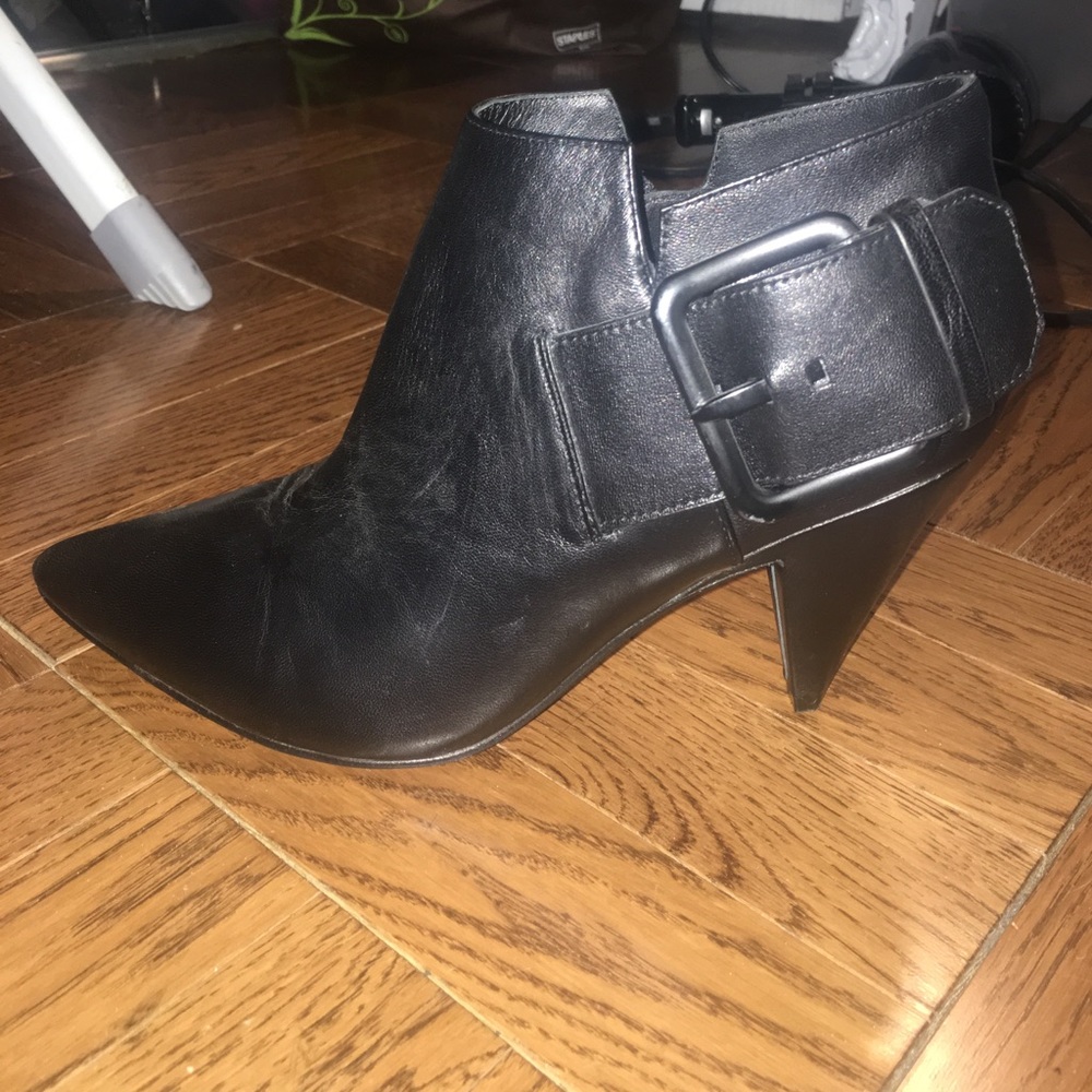 SIGERSON MORRISON Leather Pointed Toe Booties