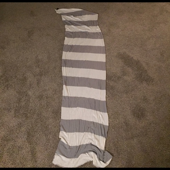 Express Scarf - Picture 3 of 4