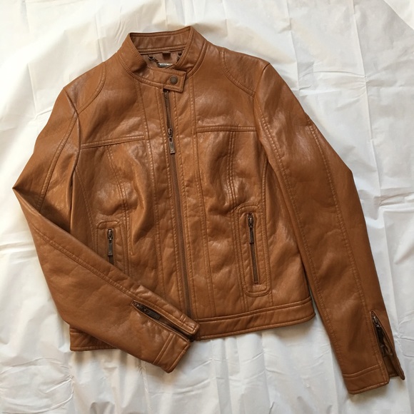 🔥Closet Liquidation Sale🔥❗️Final Price❗️ - Picture 2 of 8