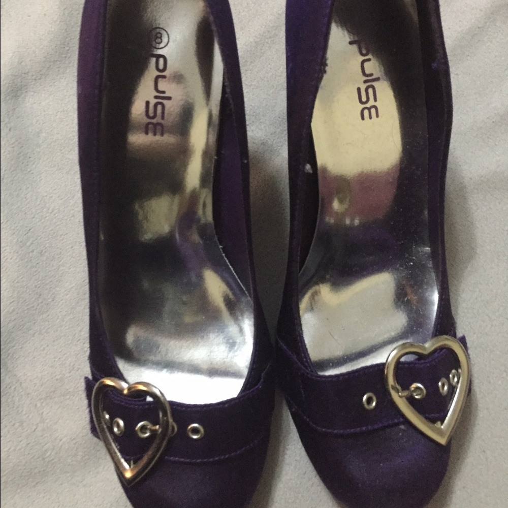 Pulse Purple pumps size 8