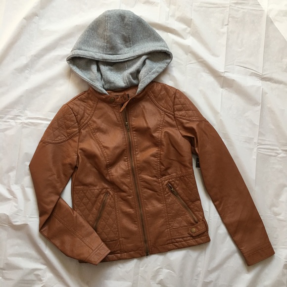 🔥Closet Liquidation Sale🔥❗️Final Price❗️ - Picture 2 of 8