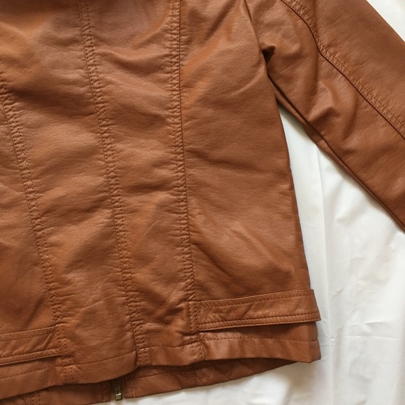 🔥Closet Liquidation Sale🔥❗️Final Price❗️ - Picture 7 of 8