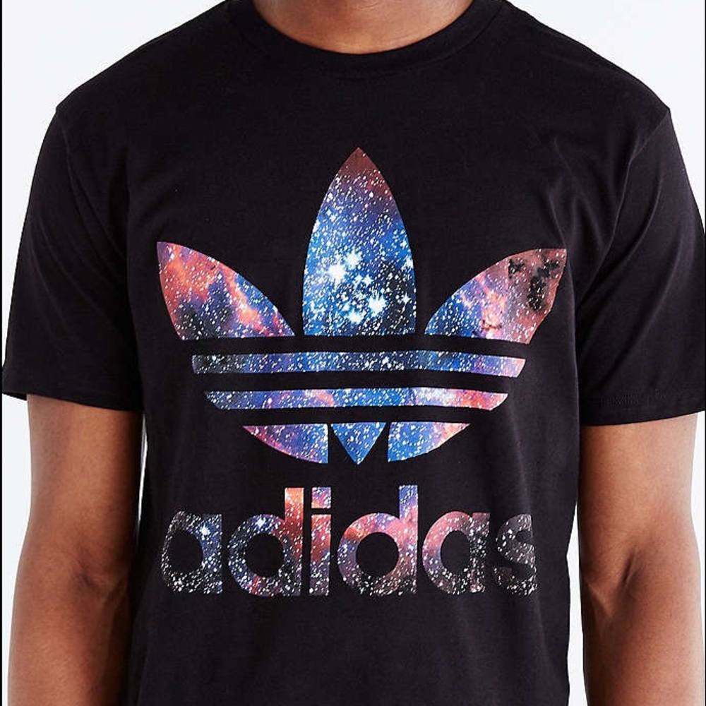 Adidas logo tee