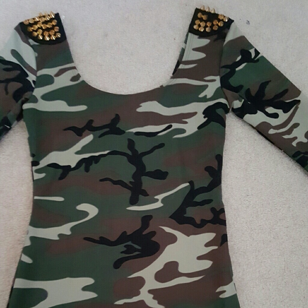 Camouflage bodycon dress