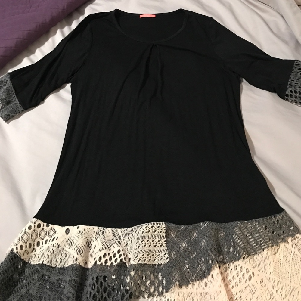 Simply Aster Tunic with Lace