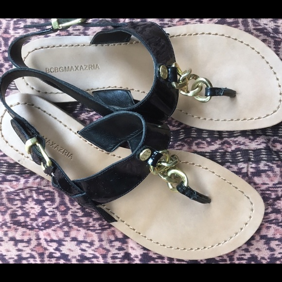 BCBG Shoes - Sz 7 BCBG black patent and gold chain sandals