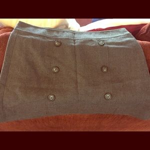 Gap skirt