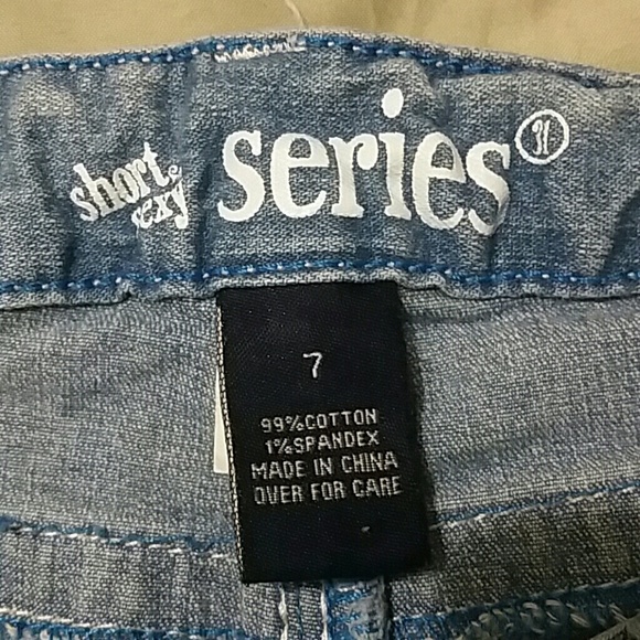 Capris - Picture 2 of 3