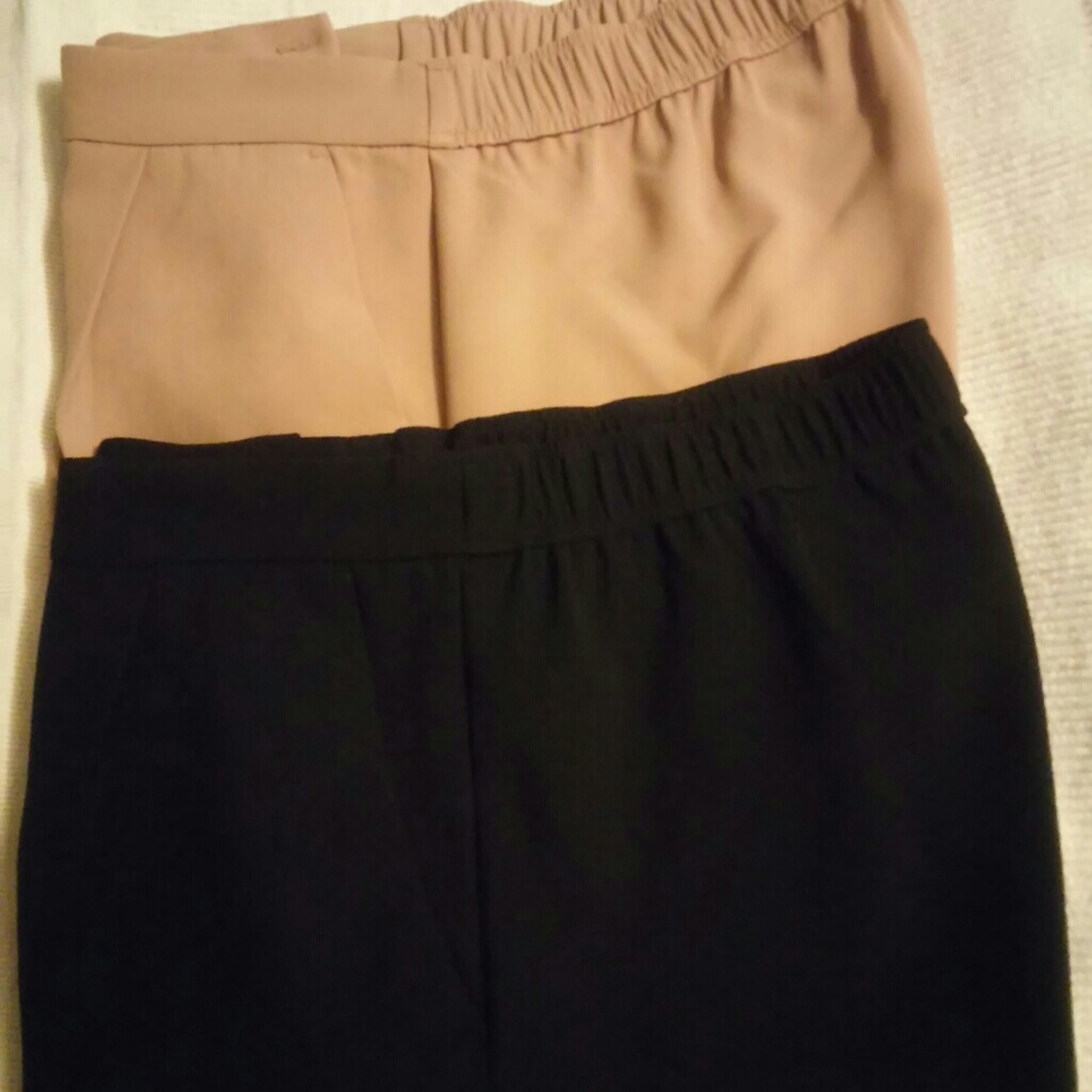 SOLD! H&M tapered pants