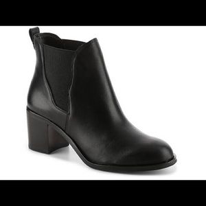 Sam Edelman "Justin" Chelsea Bootie