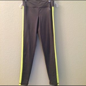 Athletic pants