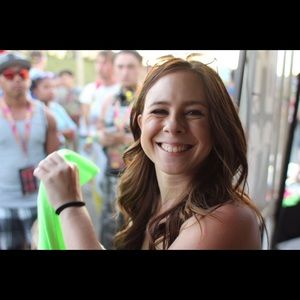 Meet your Posher, Katelyn