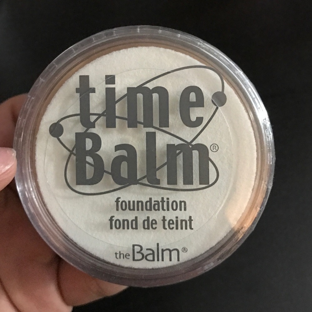 🌟NEW LISTING🌟Balm Foundation