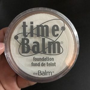🌟NEW LISTING🌟Balm Foundation