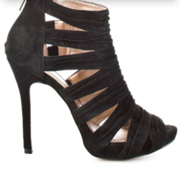 BCBGeneration Shoes - Taupe BCBG HEELS SIZE 9.5