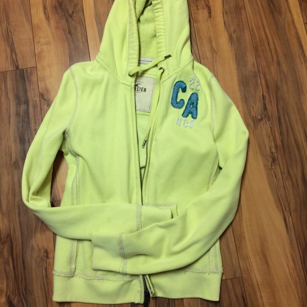 Hollister sweater