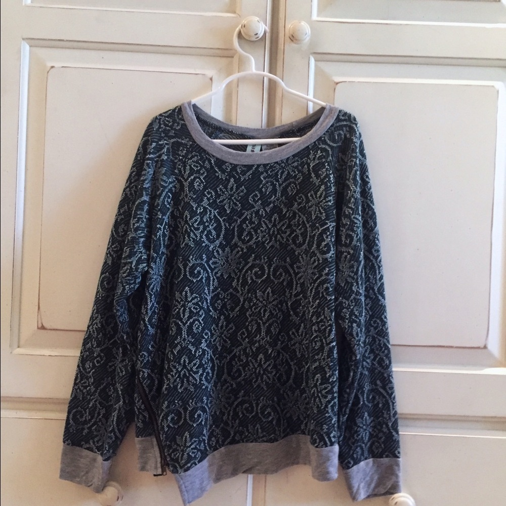 Floral print shirt (used)