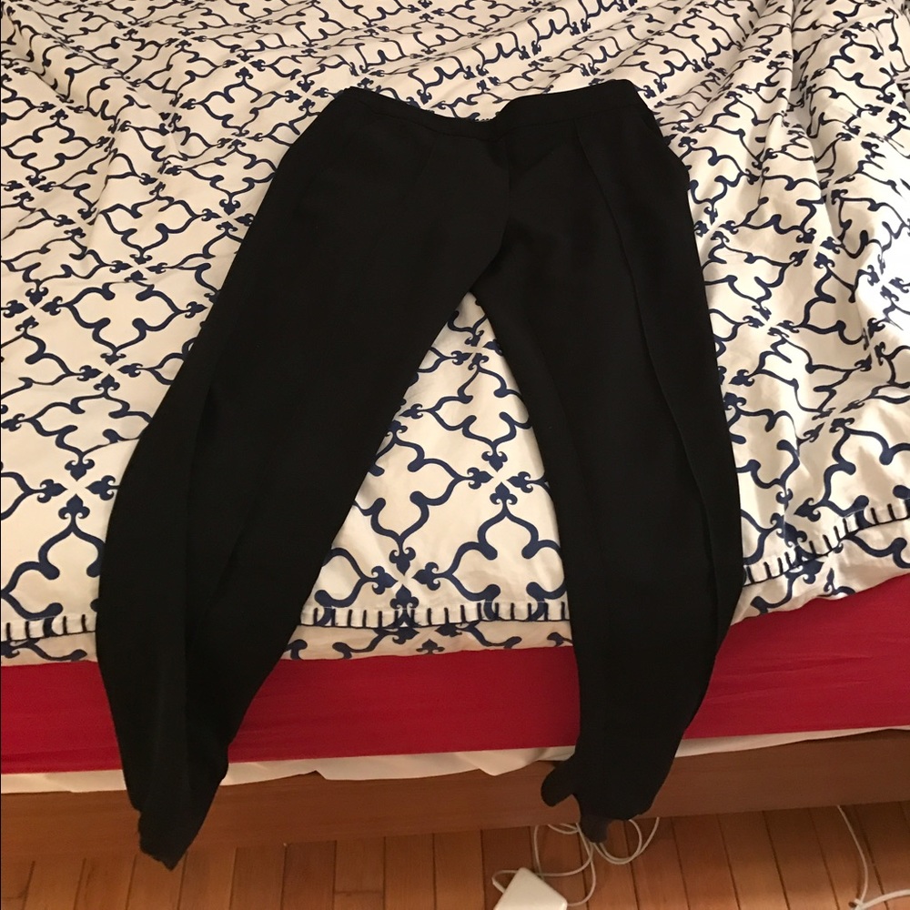 Vince pleated joggers/dress pants, barely worn