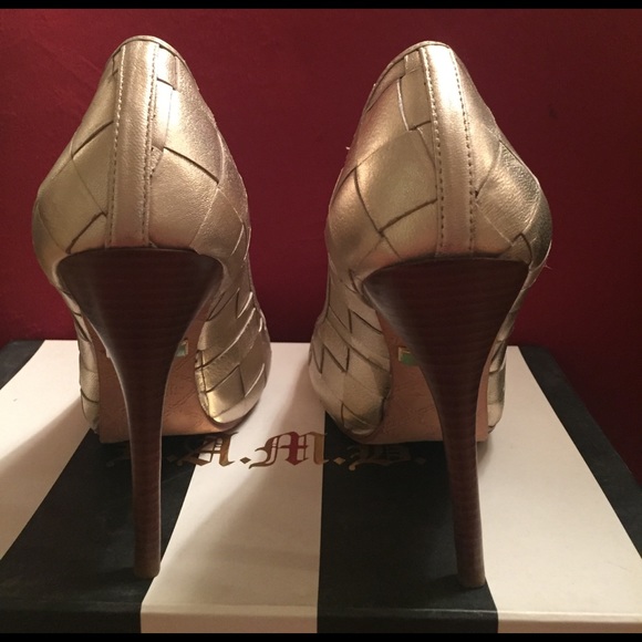 L.A.M.B Daly II Gold Platform Pumps - Picture 3 of 4