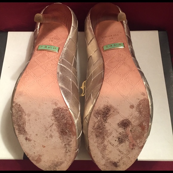 L.A.M.B Daly II Gold Platform Pumps - Picture 4 of 4