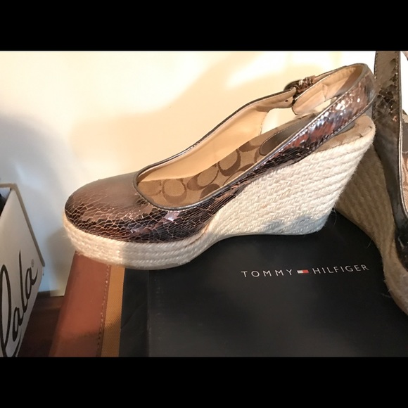 Coach metallic Slingback wedge - Picture 2 of 8