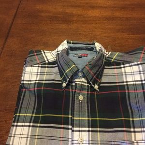 Tommy Hilfiger men shirt  size M,