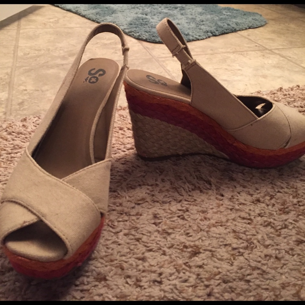 Colorful wedges