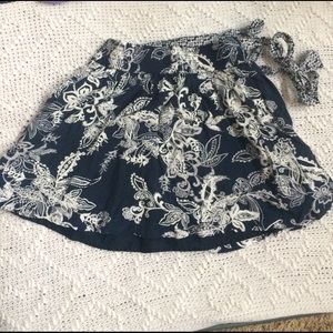 adorable AERIE  mini skirt