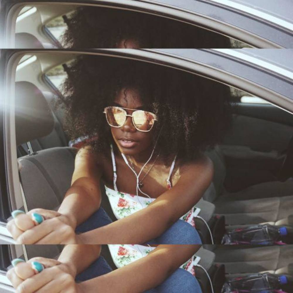 Meet your Posher, De'onza