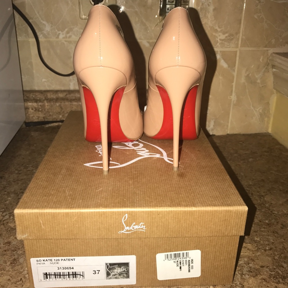 Christian Louboutin SO KATE NUDE