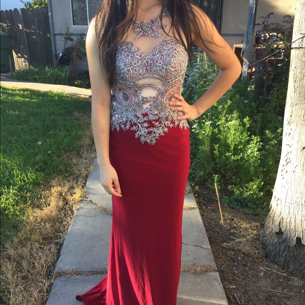 STUNNING RED PROM DRESS! ✨