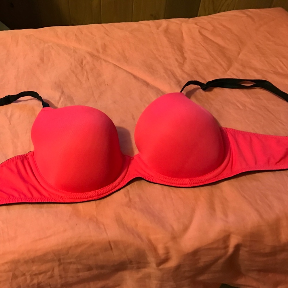 One PINK bra