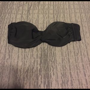 Black strapless swimsuit top