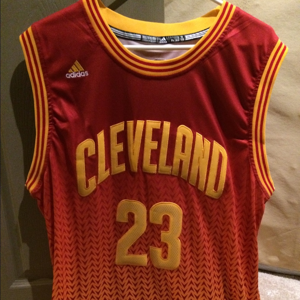 Lebron James Jersey