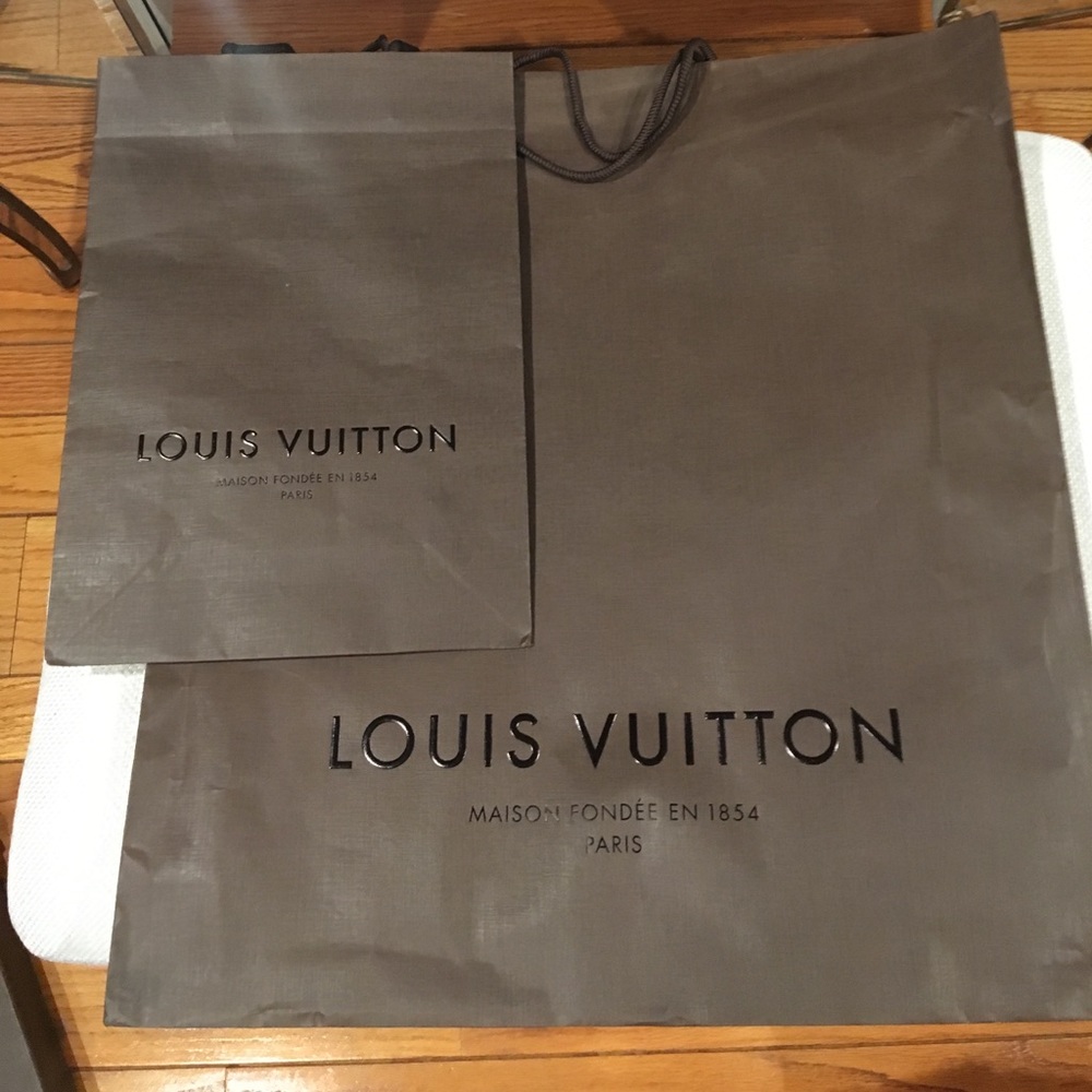 Louis Vuitton Shopping bags