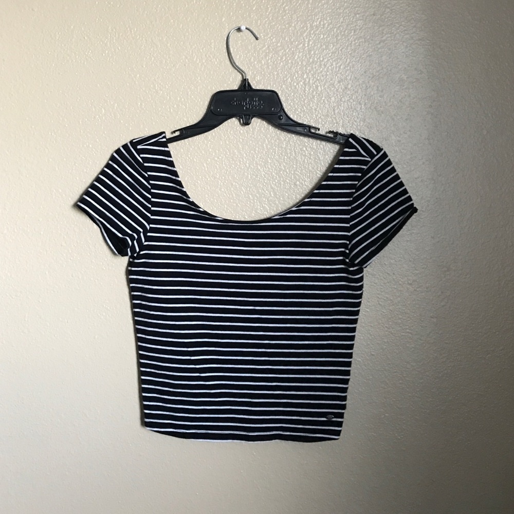 American Eagle Outfitters swoop back crop top