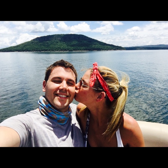 Meet your Posher, Jennifer - Picture 2 of 3