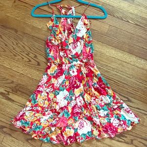 URBAN OUTFITTERS (kimchi blue) red floral dress