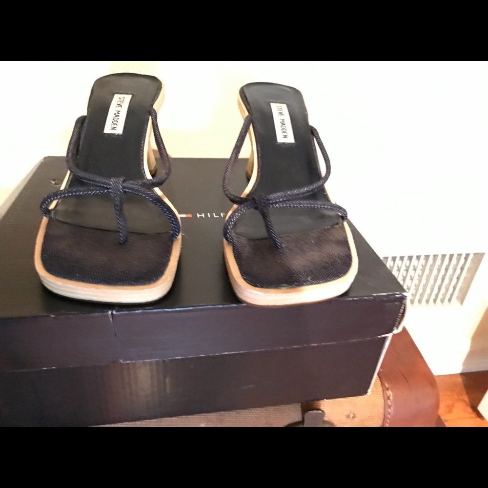 Denim heeled sandal - Picture 4 of 4