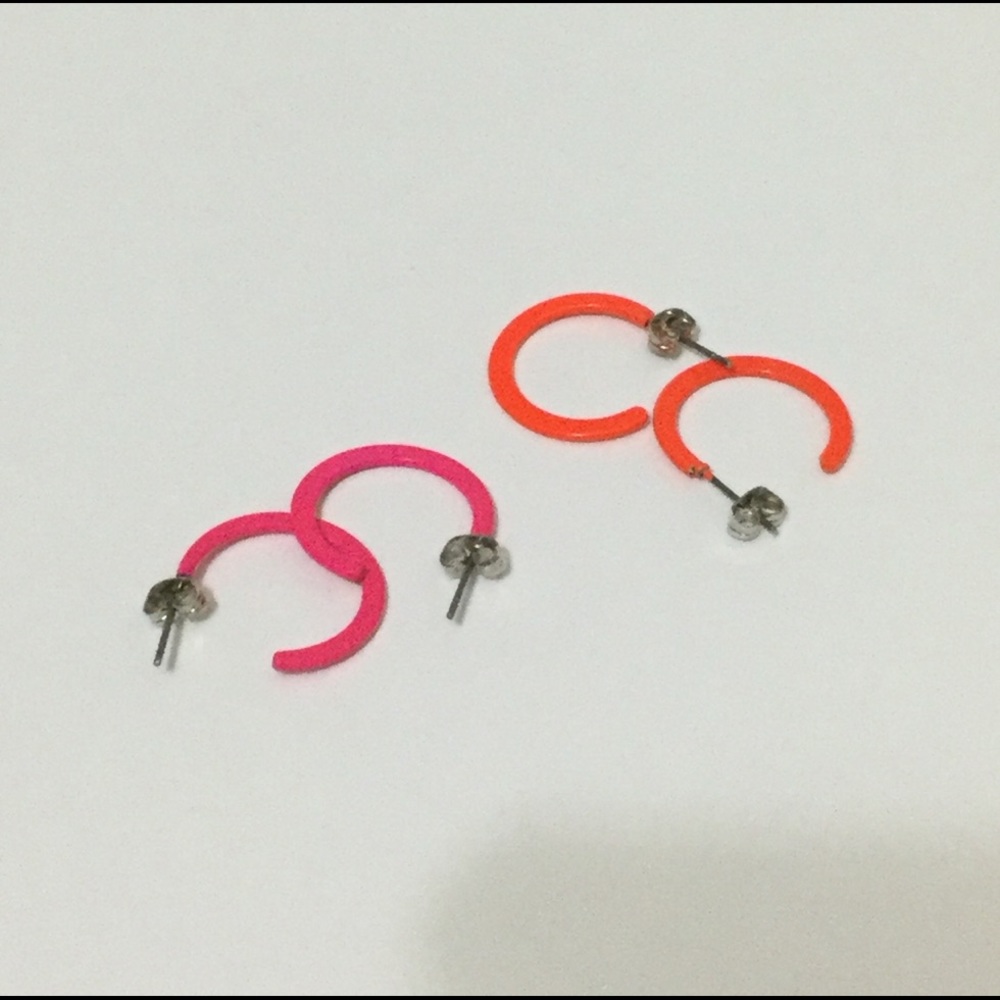 Set of orange and pink hoops