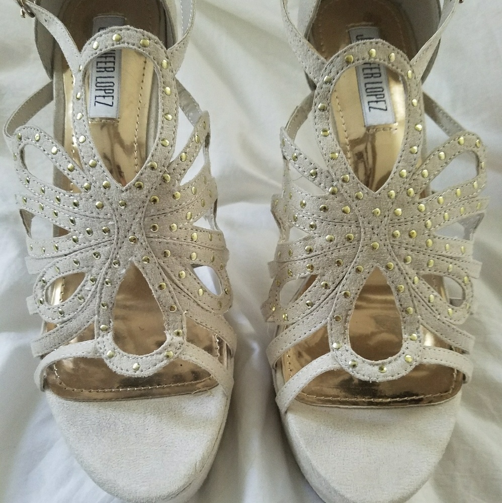 Beautiful Jennifer Lopez Heels - Picture 3 of 6
