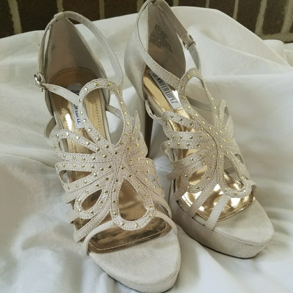 Beautiful Jennifer Lopez Heels - Picture 6 of 6