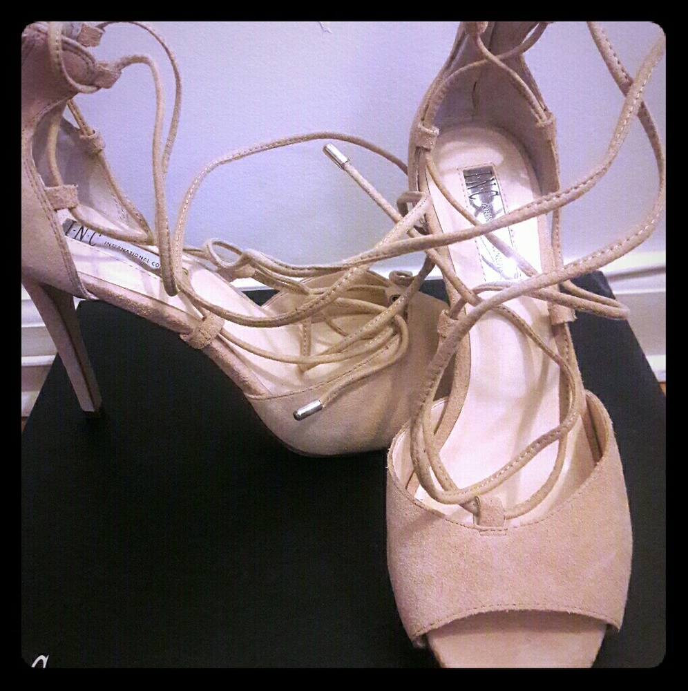 INC tie up your leg shoes