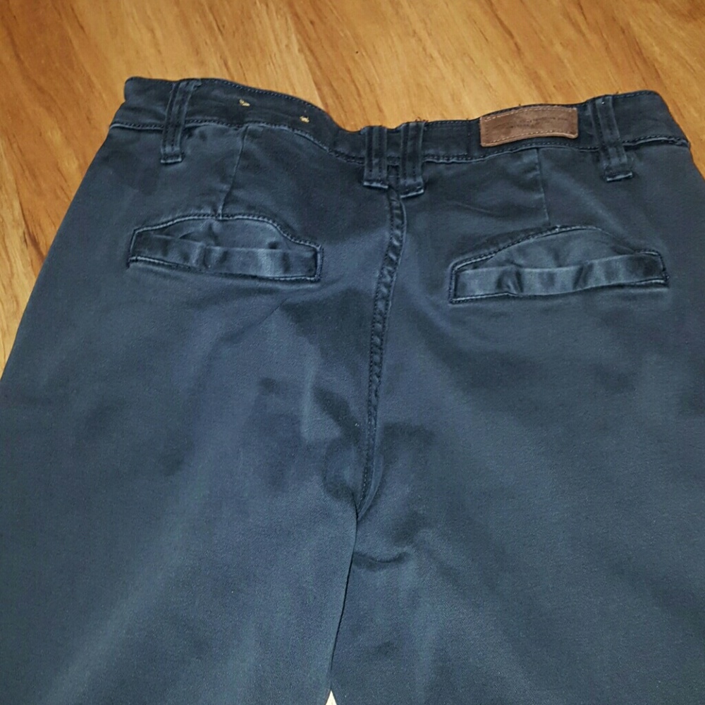 H&M pants - Picture 3 of 3
