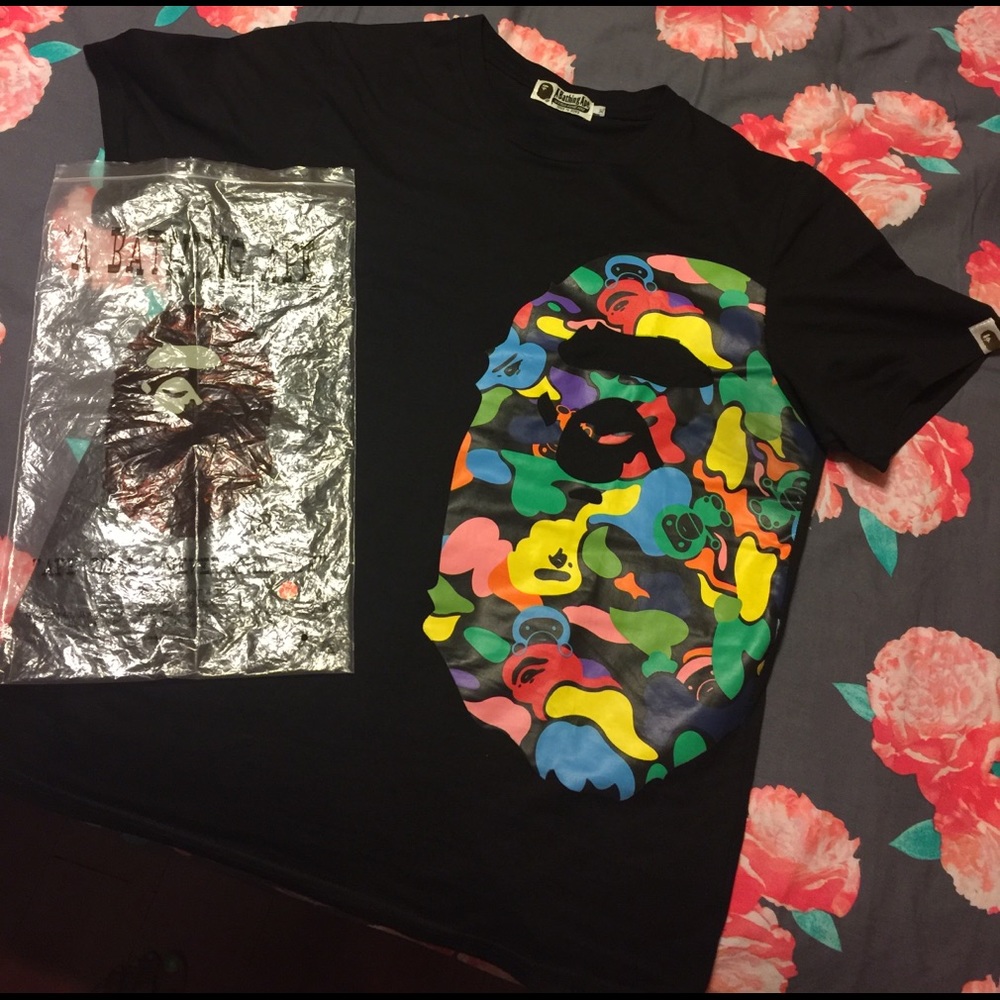 Black bathing ape t shirt