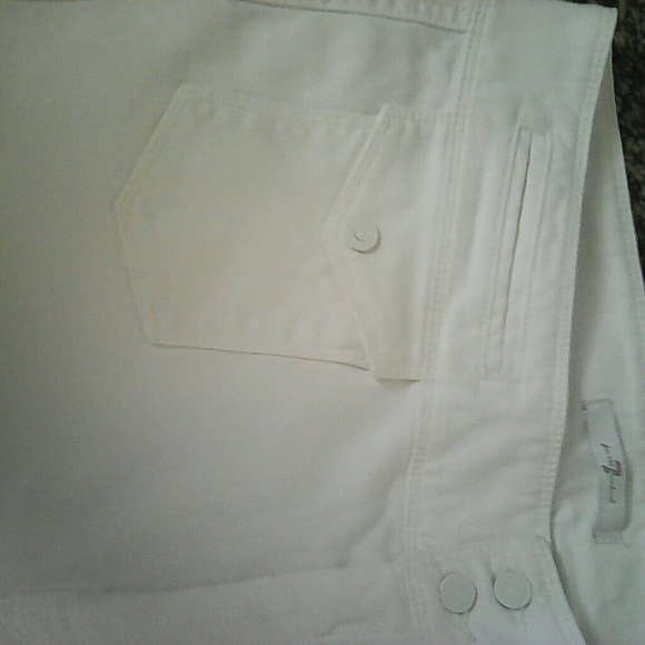 7 For All Mankind White Flair Leg Jeans - Picture 3 of 7