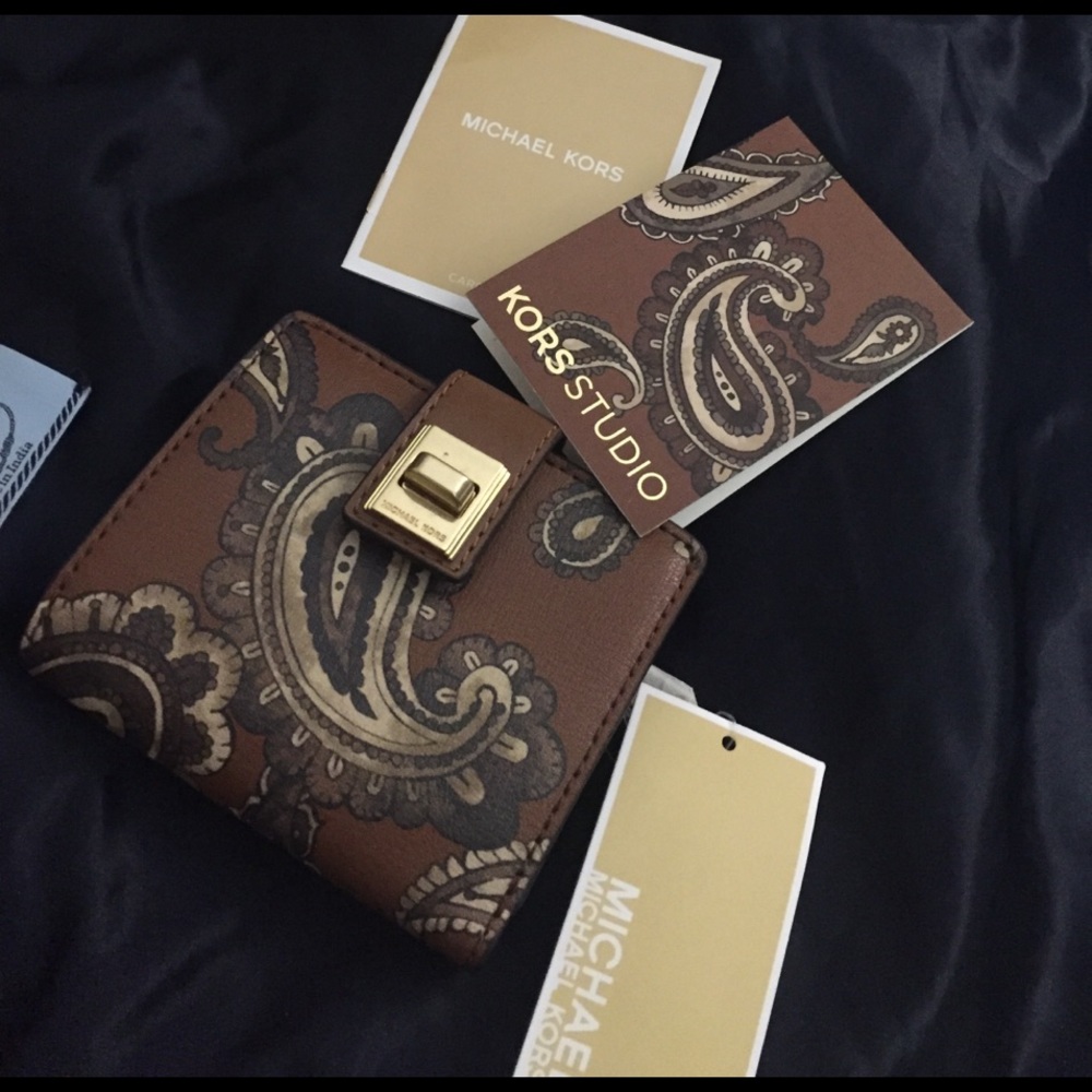 Micheal Kors Paisley