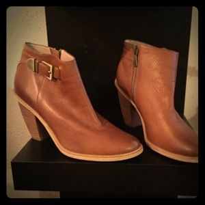 🌷 Genuine Leather Boot🌷