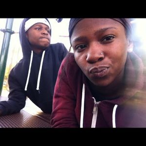 Meet your Posher, Laa