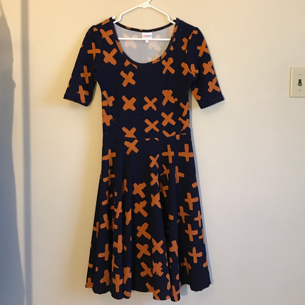 LulaRoe Nicole size Small